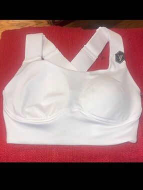 Alpine Design Longline High Support Sports Bra. White. Size XS. NWT